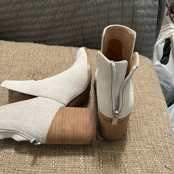 Steve Madden suede heeled boots - Picture 2 of 3